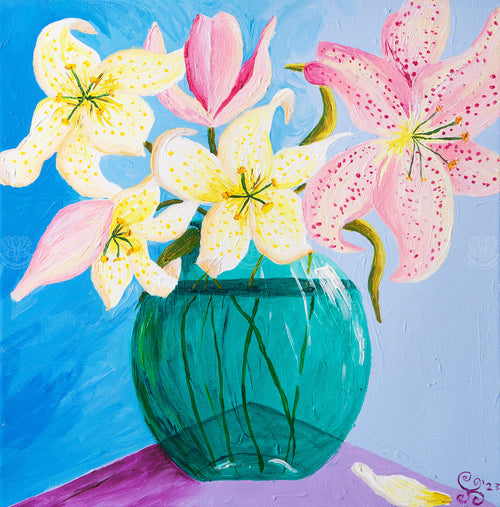 Colourful acrylic painting of pink and white lilies in a green glass bowl against a blue and lilac background by Sarah Dean-Hunter